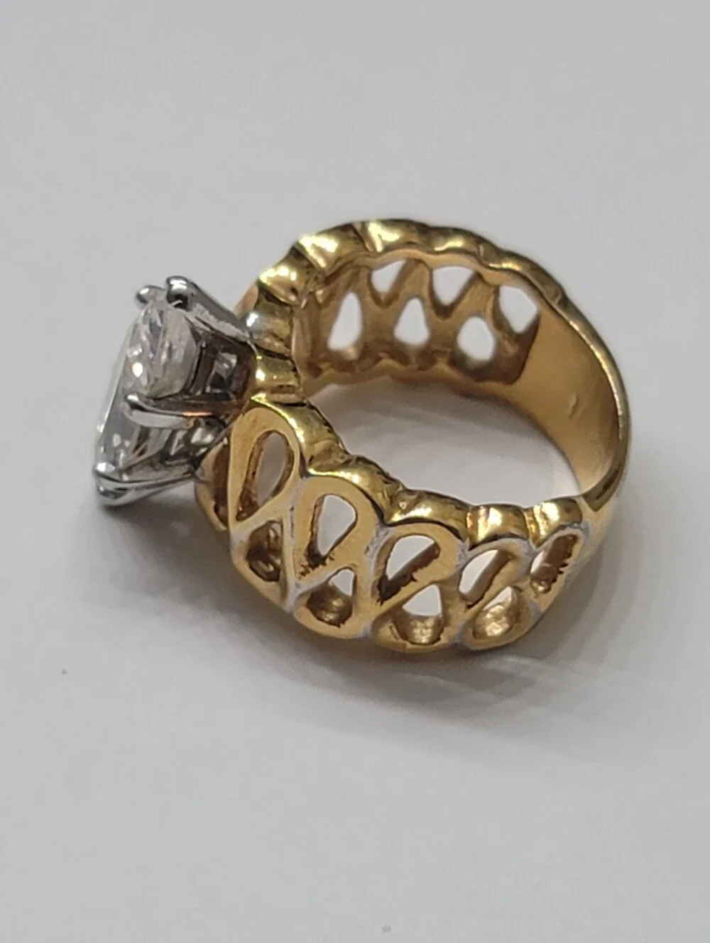 Vintage Ring Marquise Cut Clear Cz With 18k Gold Electroplated Band - Size  5.75